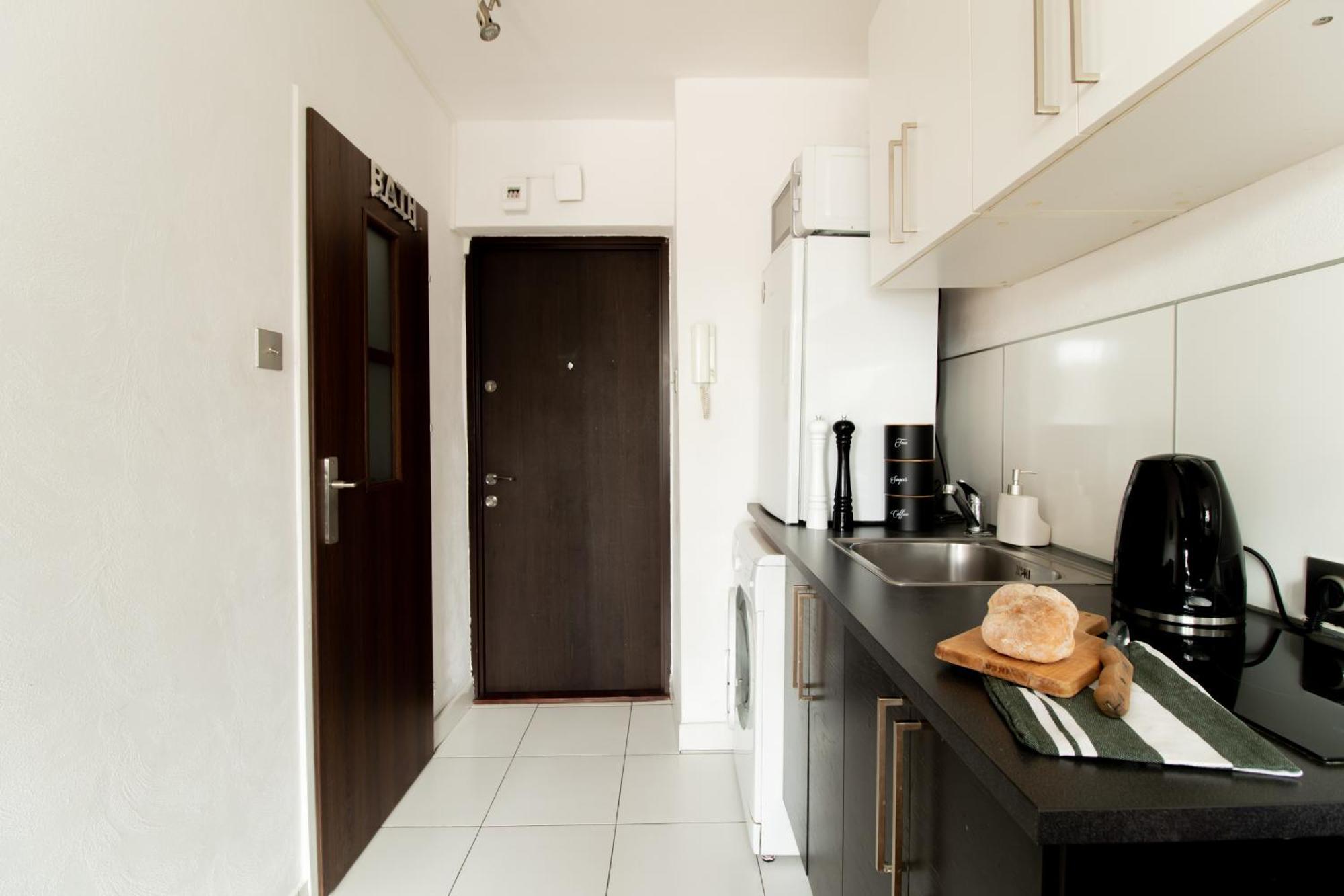 Piotrapartments - Bruna Green City Apartment Warsaw Ngoại thất bức ảnh